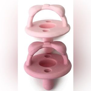 Itzy Ritzy 2 pack newborn bow pacifier